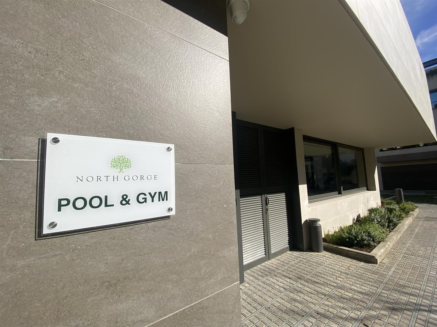 Image of House - 5 Bedrooms - 6 Bathrooms for Sale in North Gorge-Gibraltar, Image 14